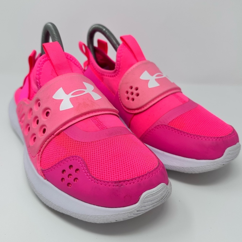 Under Armour Kids Pink slip on Athletic Shoes size 6y